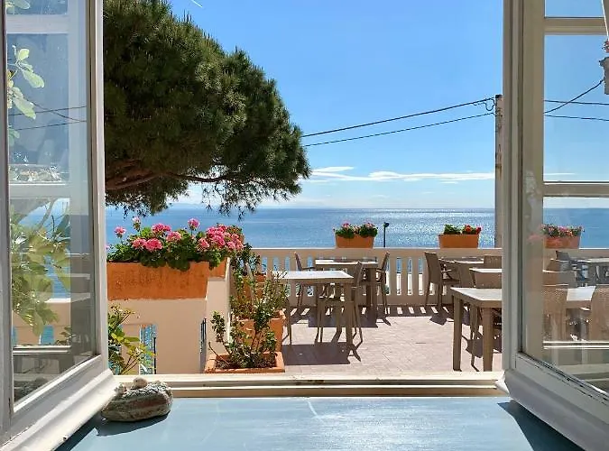 Miramare *