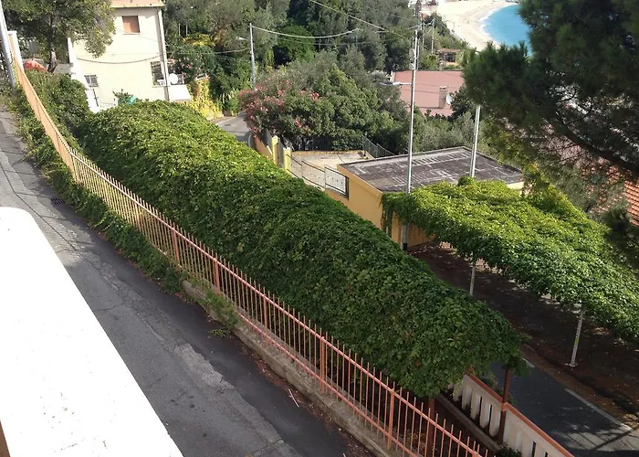 Ξενοδοχείο Miramare Bergeggi